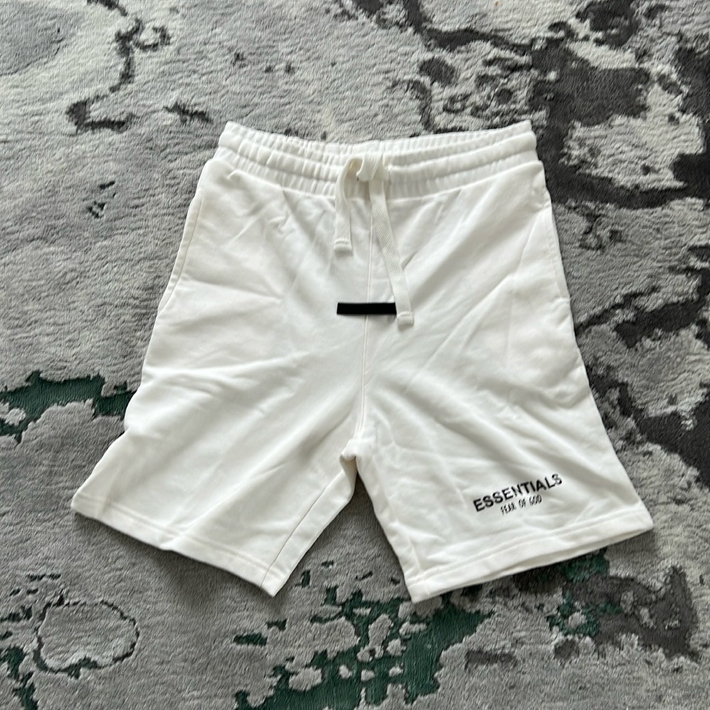 Essentials Small Size short